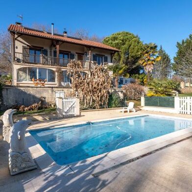 Maison 8 pièces 288640 €