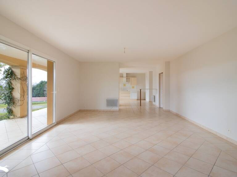 Contemporaine de 4 pièces principales — photo 1