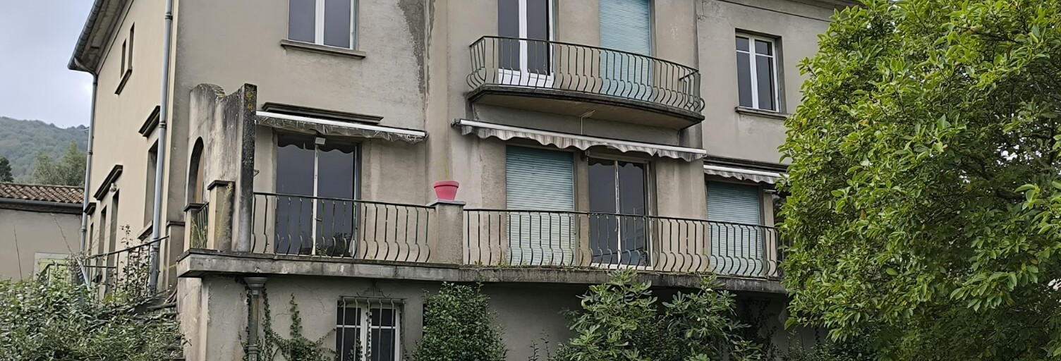 Maison 8 Pièces 250 m² à vendre à Mazamet (81200)