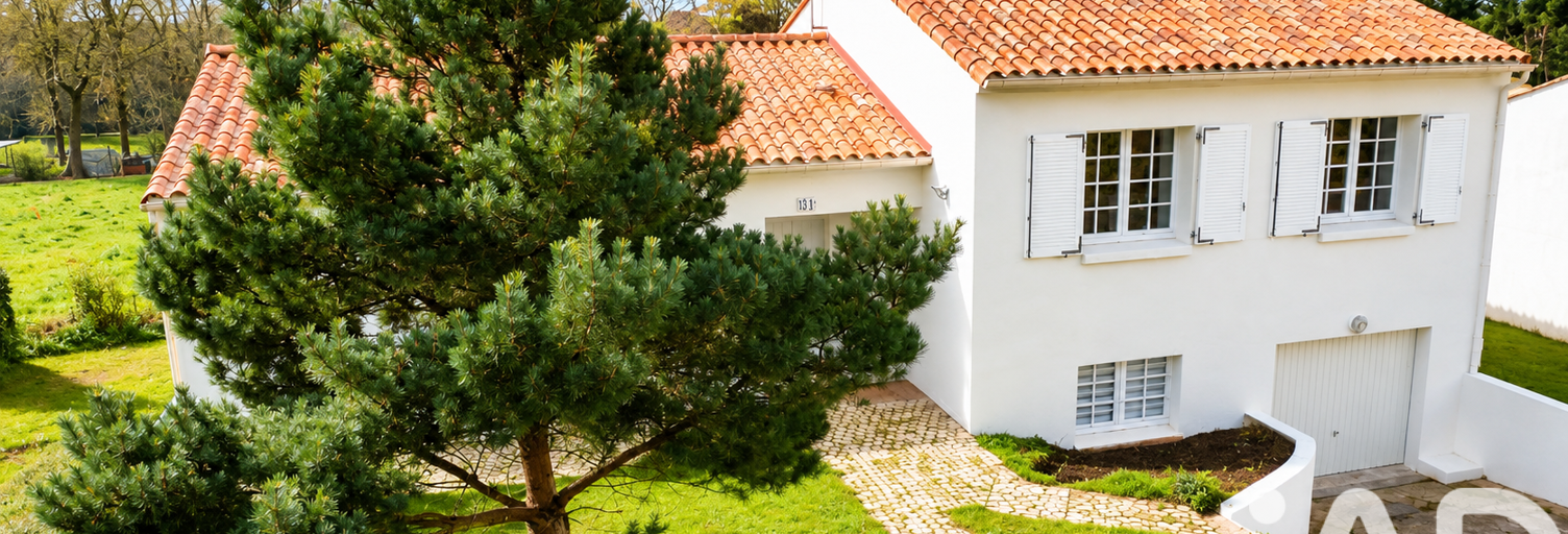 Maison 6 Pièces 131 m² à vendre à Vairé (85150)