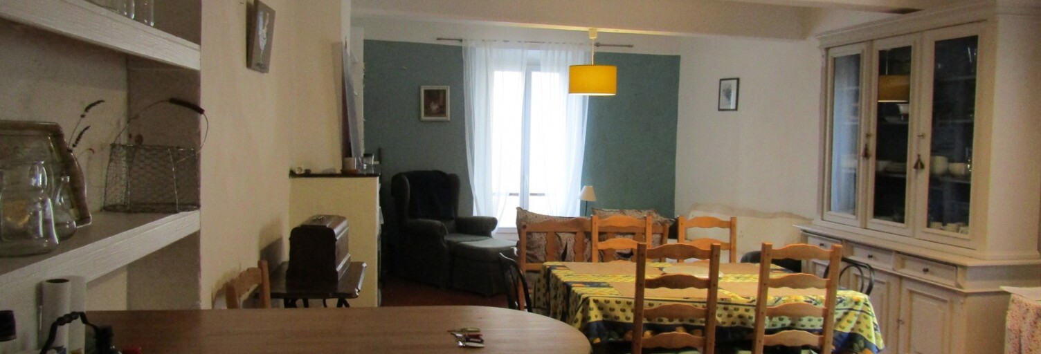 Maison 5 Pièces 111 m² à vendre à Puimoisson (04410)