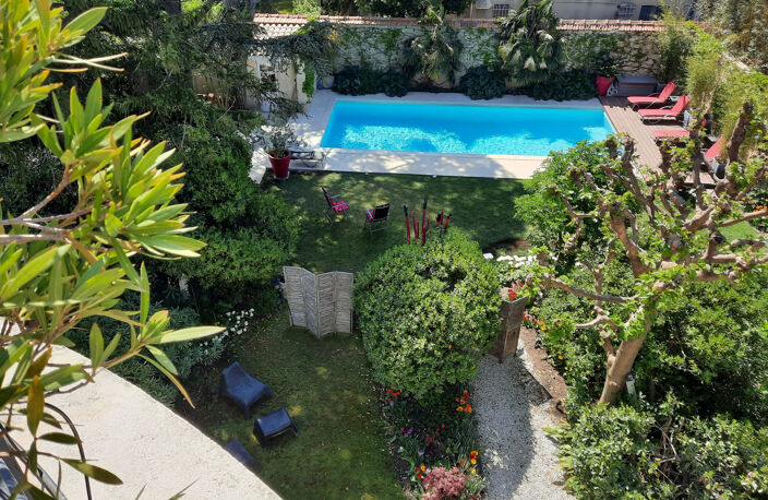 AVIGNON : PROPRIÉTÉ D'EXCEPTION — photo 3