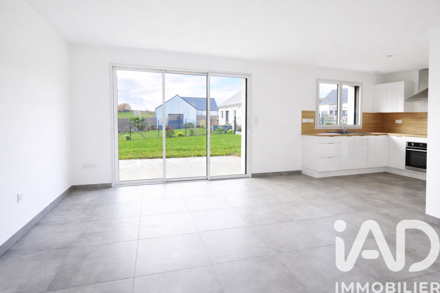 Vente Maison/villa 4 pièces - Photo 3