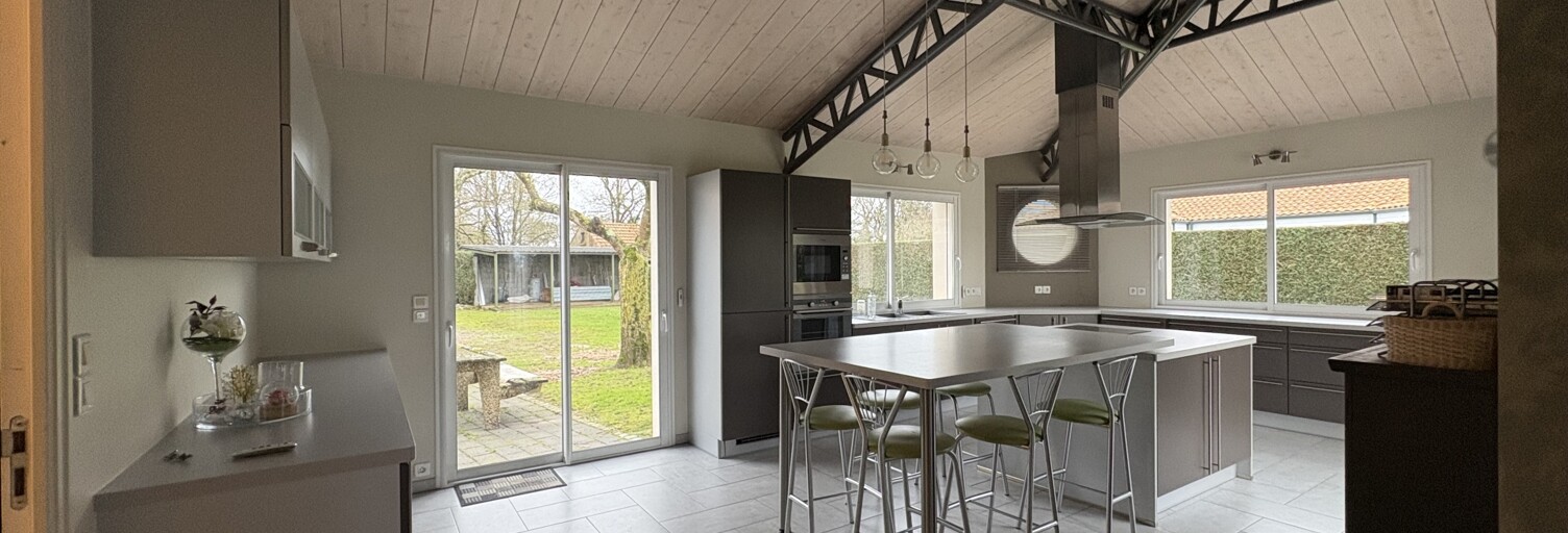 Maison 6 Pièces 196 m² à vendre à Chauvé (44320)