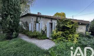 Maison 10 Pièces 205 m² à vendre à Saint-Bonnet-sur-Gironde (17150)