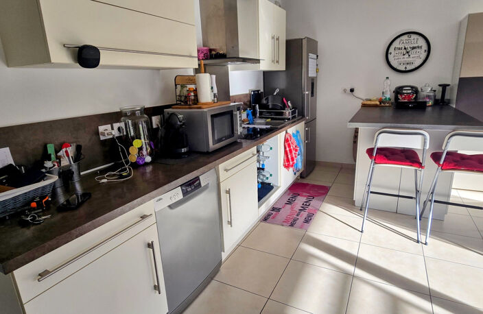 Appartement T3 en terrasse   Luynes (13080) — photo 5