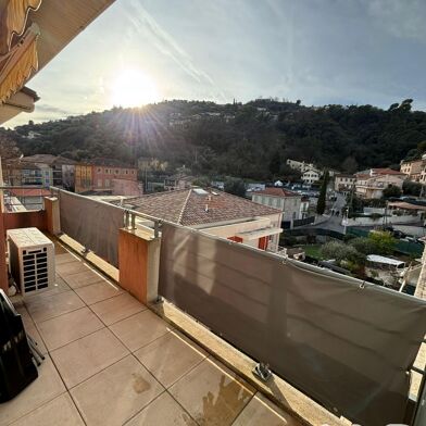 Appartement 3 pièces 275000 €