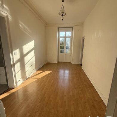 Appartement 2 pièces 750 €