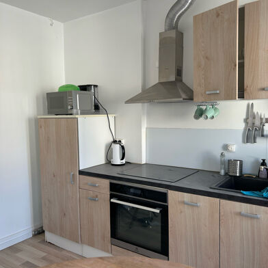 Appartement 2 pièces 752 €