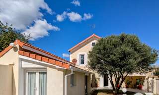 Maison 6 Pièces 210 m² à vendre à Saint-Seurin-sur-l'Isle (33660)