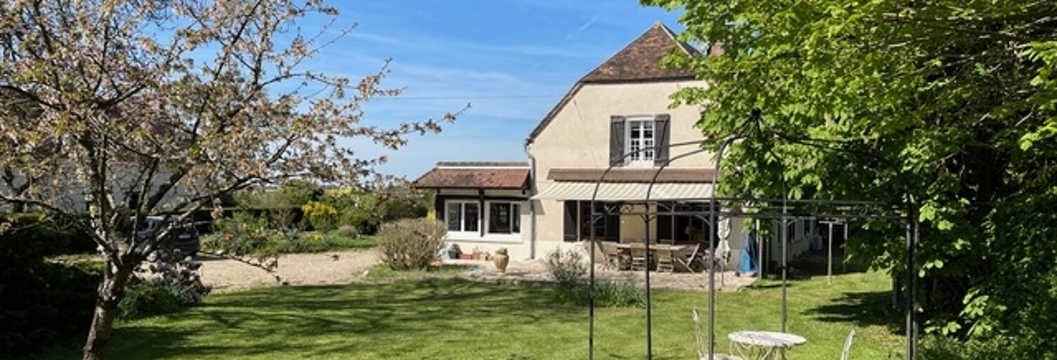 Maison 9 Pièces 280 m² à vendre à Saint-Hilaire-les-Andrésis (45320)