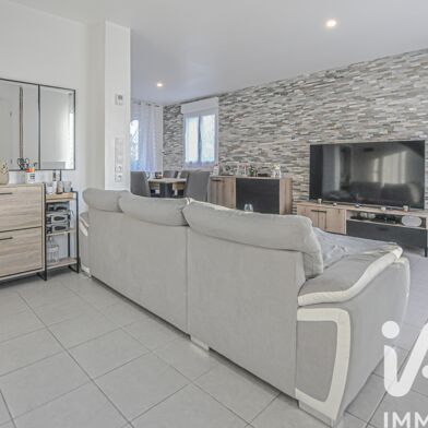 Maison 5 pièces 300000 €