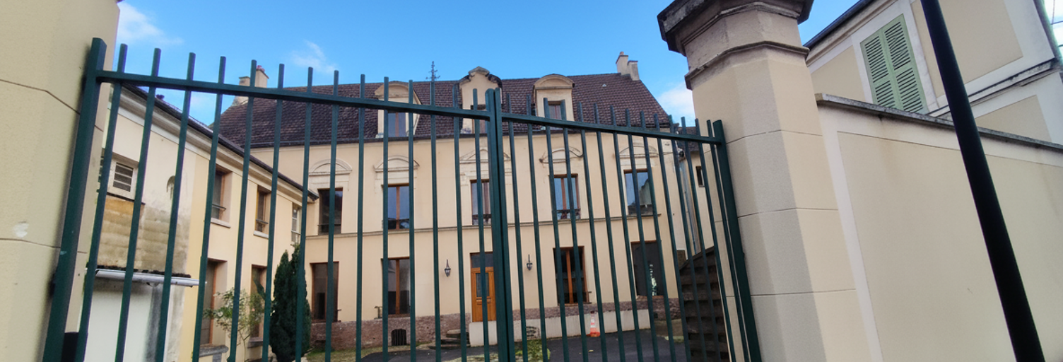 Immeuble  518 m² à vendre à Écouen (95440)