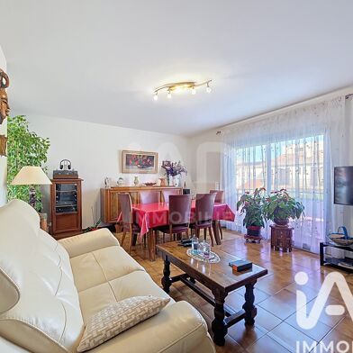 Appartement 4 pièces 157000 €