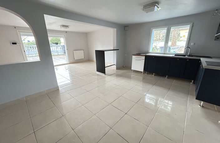 LOURDES - QUARTIER DU LAC - MAISON FAMILIALE AVEC DEPENDANCE — photo 2