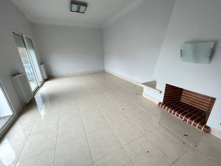 LOURDES - QUARTIER DU LAC - MAISON FAMILIALE AVEC DEPENDANCE — photo 1