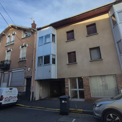 Appartement 3 pièces 660 €