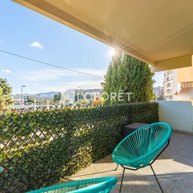 Appartement 4 pièces 259500 €