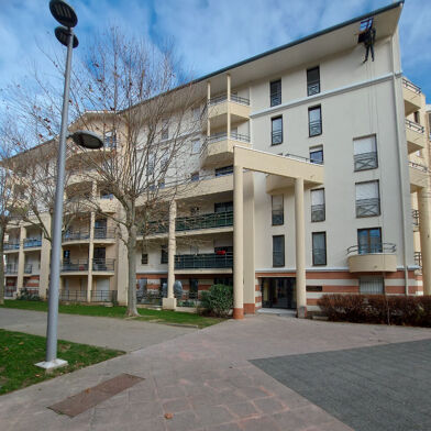 Appartement 3 pièces 265600 €