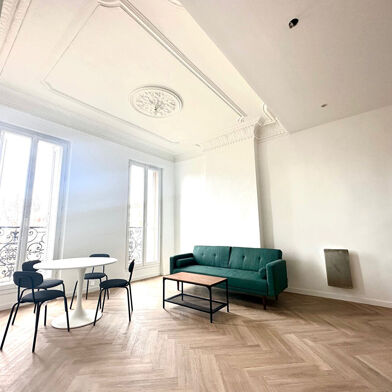 Appartement 3 pièces 1067 €