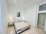 CANNES PROCHE CENTRE T4 REFAIT A NEUF 73M2 SUD OUEST SALON D — photo 2