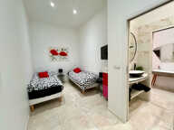 CANNES PROCHE CENTRE T4 REFAIT A NEUF 73M2 SUD OUEST SALON D — photo 3