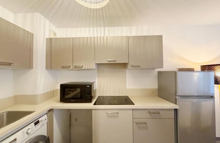 Cannes centre — 2 pièces 42 m² meublé, terrasse — photo 2