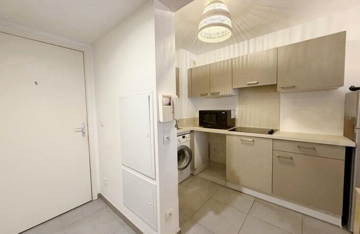 Cannes centre — 2 pièces 42 m² meublé, terrasse — photo 4