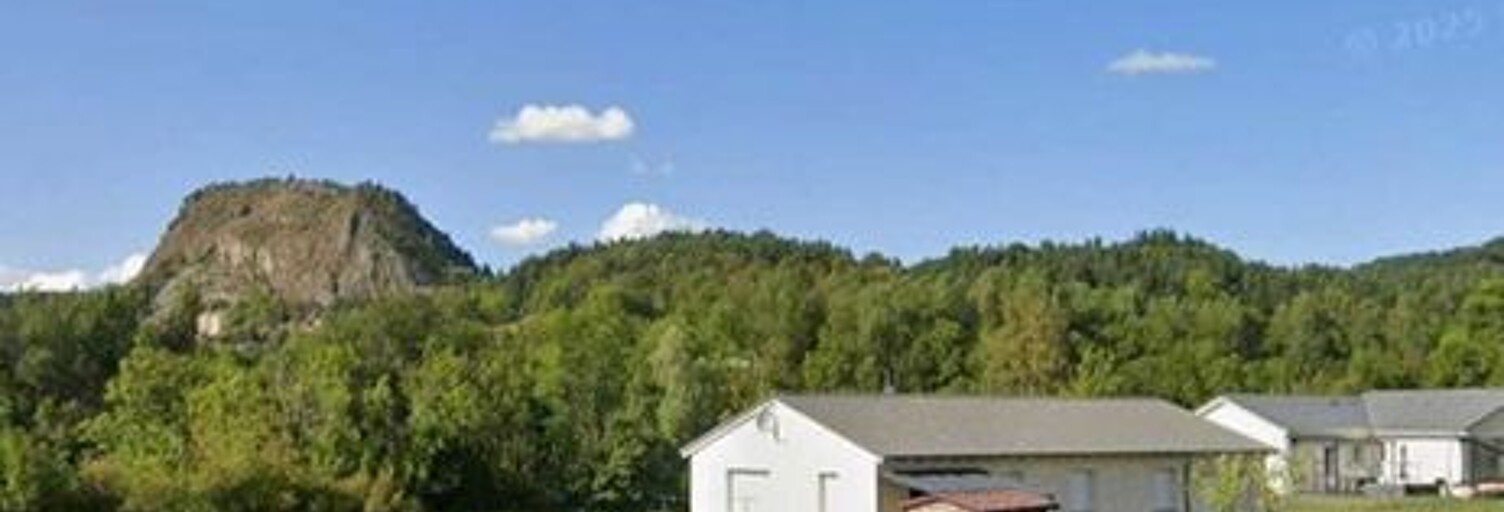 Terrain  1030 m² à vendre à Saint-Julien-Chapteuil (43260)