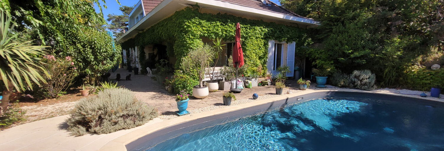 Maison 7 Pièces 210 m² à vendre à Saint-Maurice-l'Exil (38550)