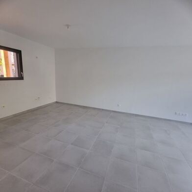 Maison 4 pièces 735000 €