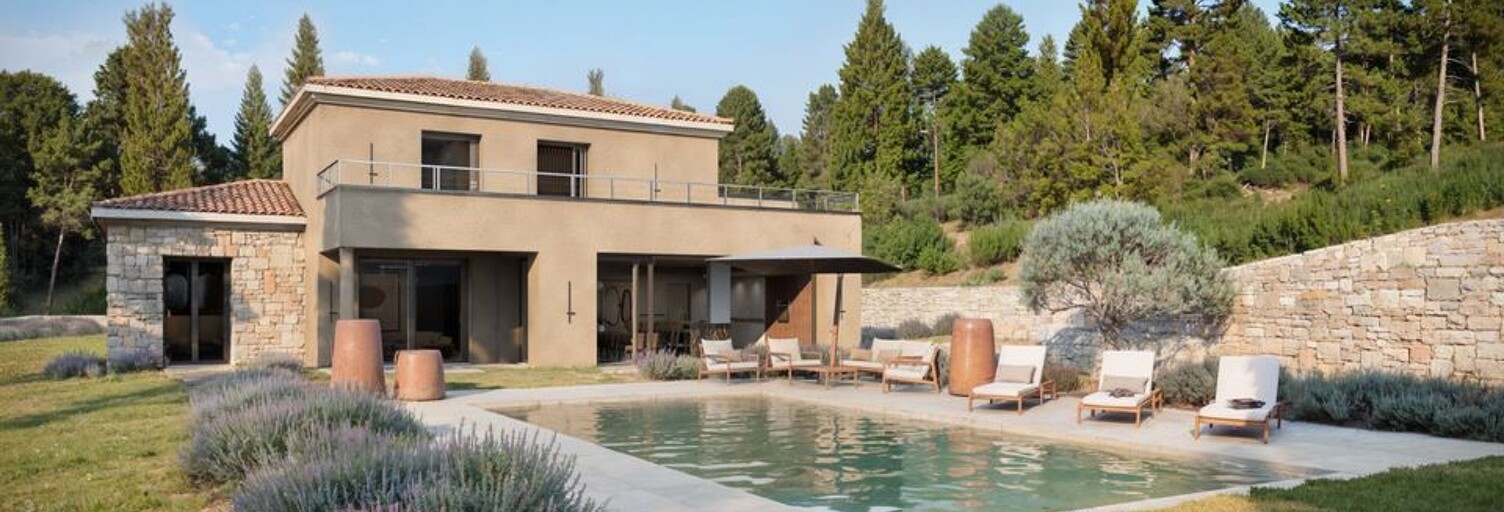 Maison 6 Pièces 200 m² à vendre à La Cadière-d'Azur (83740)