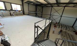 Local industriel  258 m² à vendre à Signes (83870)