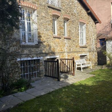 Maison 6 pièces 930000 €