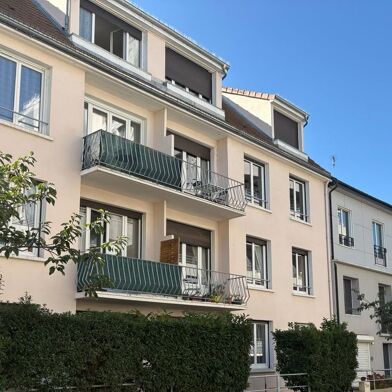 Appartement 4 pièces 220000 €