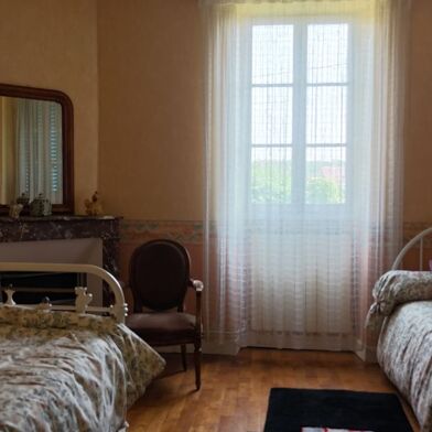 Maison 8 pièces 140000 €