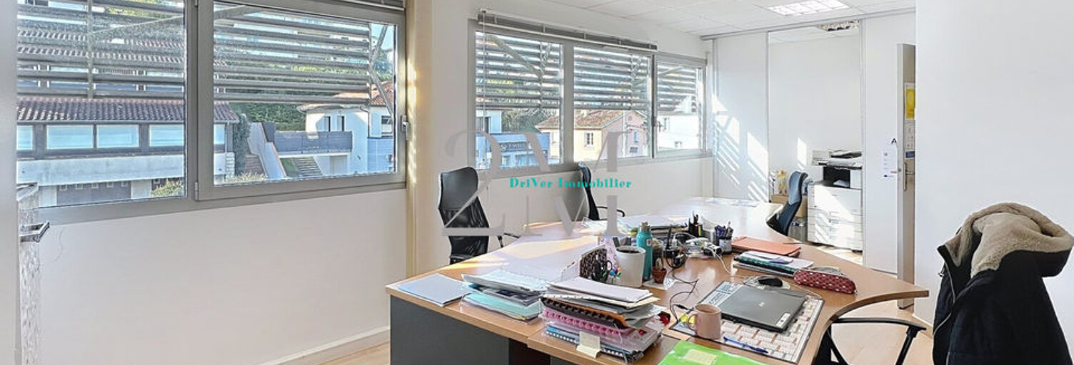 Bureau  46 m² à louer à Auch (32000)