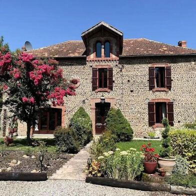 Maison 12 pièces 679250 €