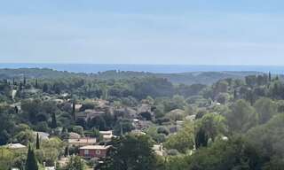 Maison 5 Pièces 130 m² à vendre à Le Rouret (06650)