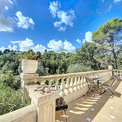 Maison 5 pièces 690000 €