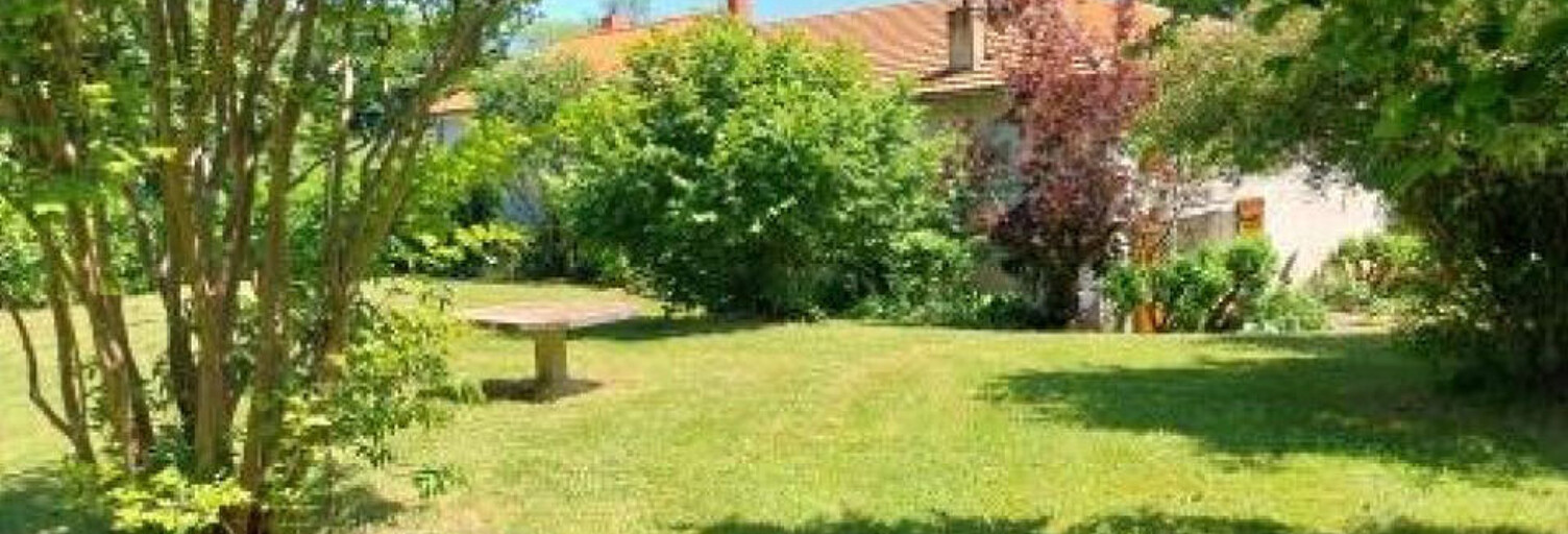 Maison 6 Pièces 128 m² à vendre à Terres-de-Haute-Charente (16270)