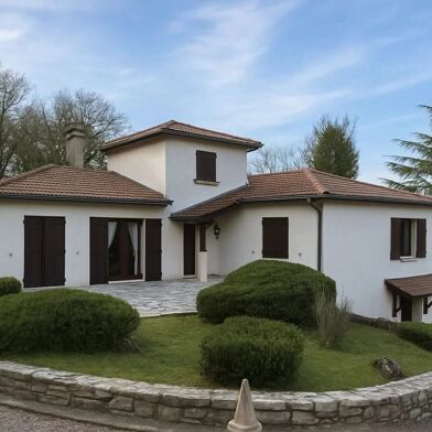 Maison 6 pièces 200450 €