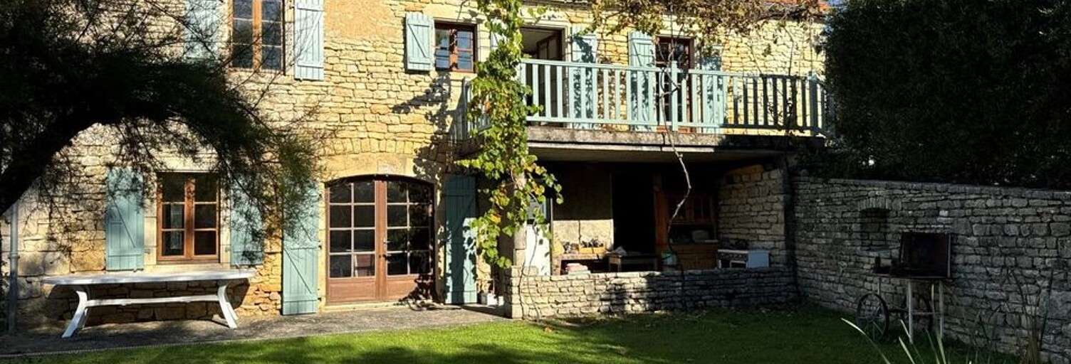 Maison 8 Pièces 206 m² à vendre à Montamel (46310)