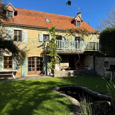 Maison 8 pièces 347680 €