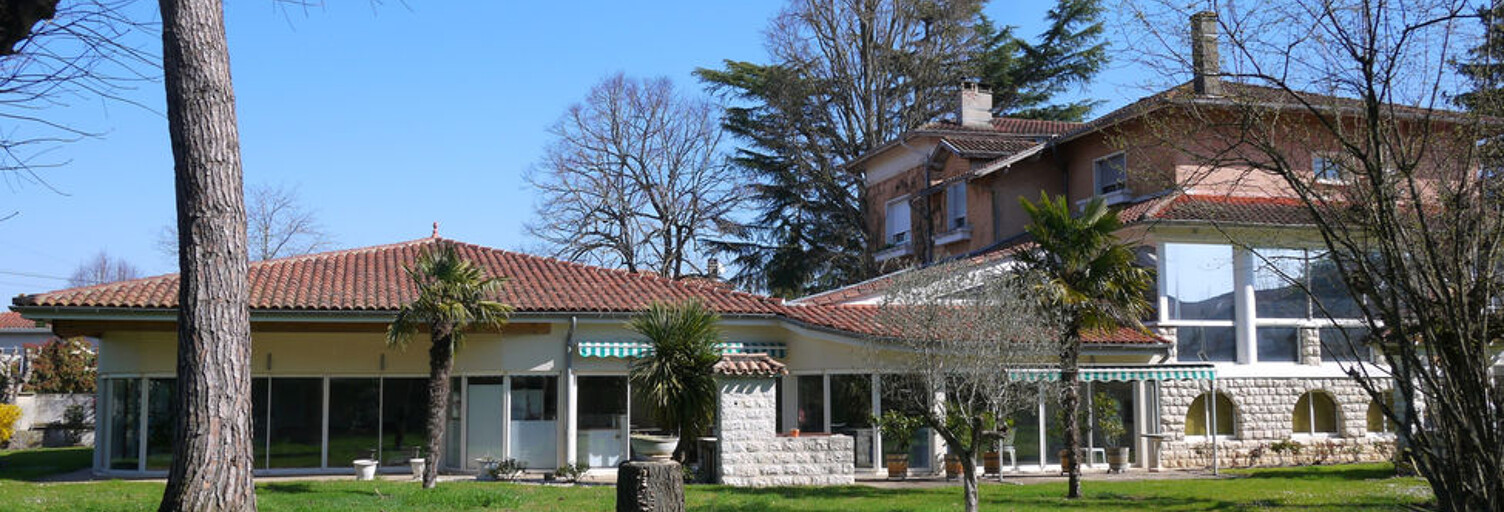 Maison 10 Pièces 500 m² à vendre à Aiguillon (47190)