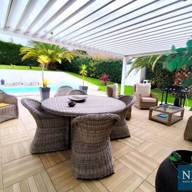 Maison 5 pièces 590000 €