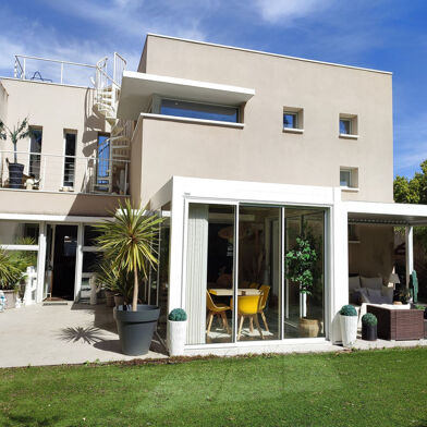 Maison 6 pièces 850000 €