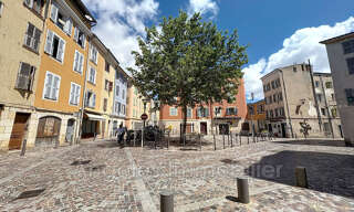 Appartement 8 Pièces 120 m² à vendre à Vallauris (06220)