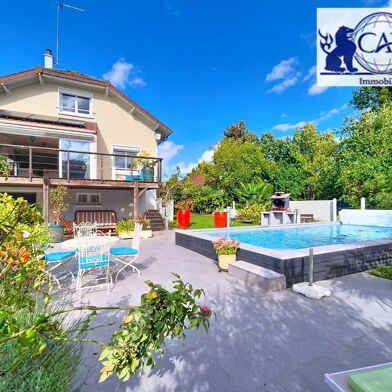 Maison 5 pièces 359000 €