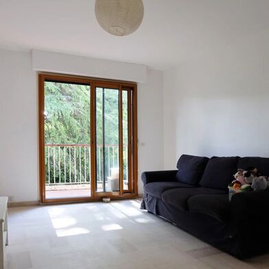 Appartement 3 pièces 980 €